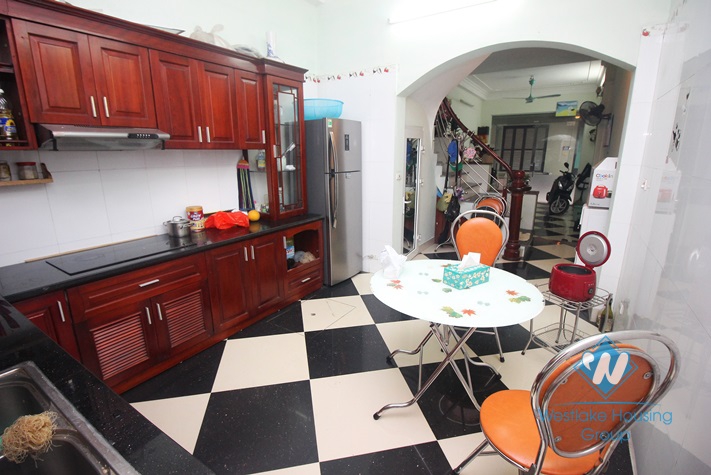 A 4 bedrooms house for rent in Thuy khue, Tay ho, Ha noi